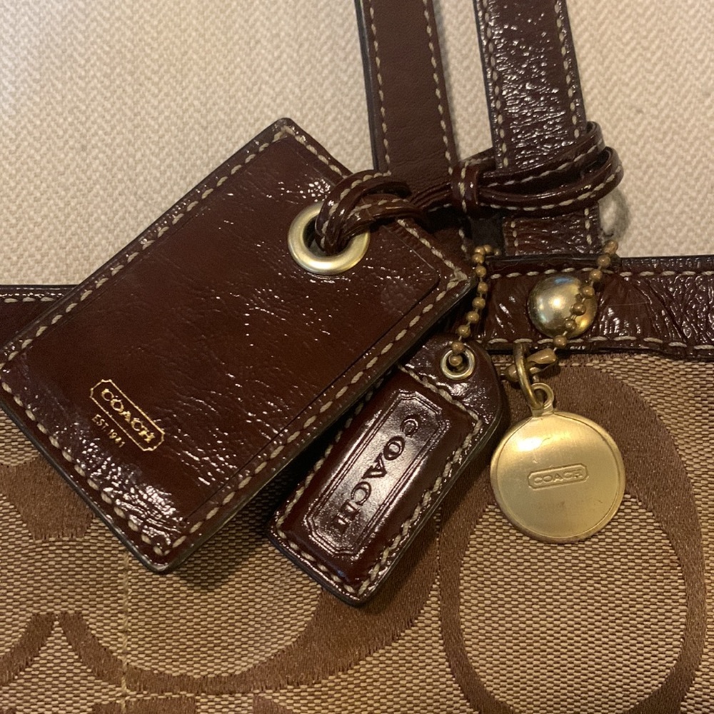 Coach Tan & Brown Signature Logo Travel Bag/Tote Bag/Weekender - Picture 8 of 10